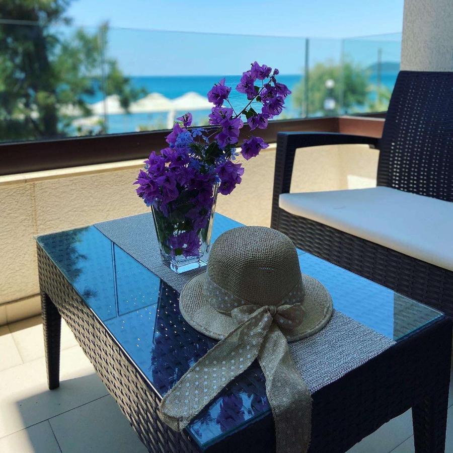 Apartments Kuce Lekovica Beach & Snack Bar- Bistro ภายนอก รูปภาพ