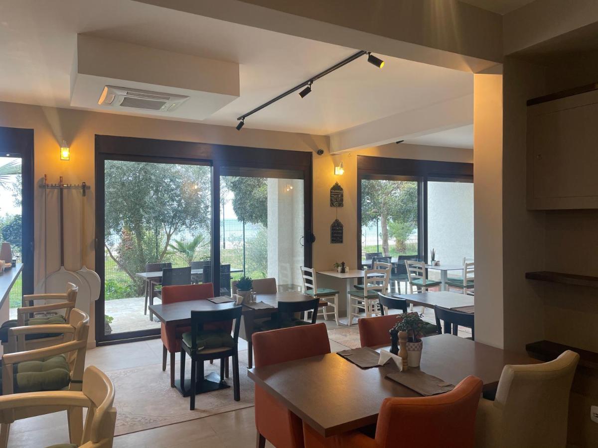 Apartments Kuce Lekovica Beach & Snack Bar- Bistro ภายนอก รูปภาพ