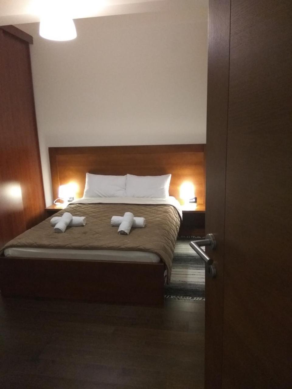 Apartments Kuce Lekovica Beach & Snack Bar- Bistro ภายนอก รูปภาพ