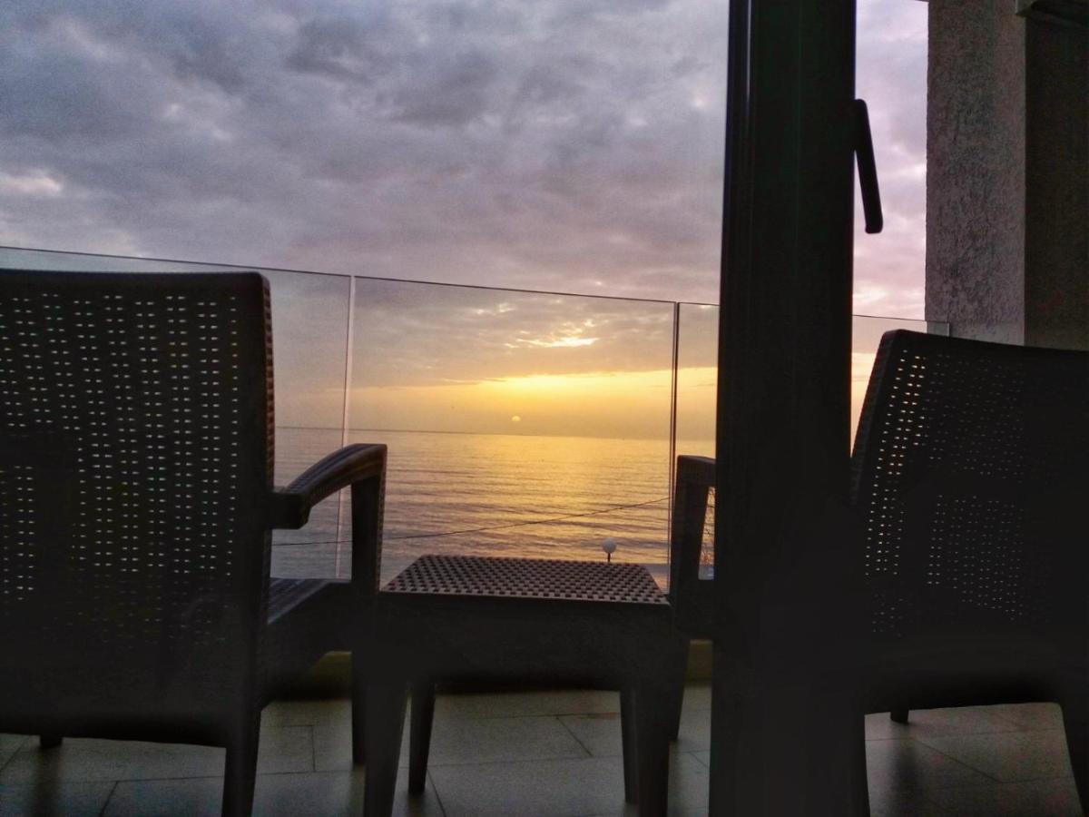 Apartments Kuce Lekovica Beach & Snack Bar- Bistro ภายนอก รูปภาพ